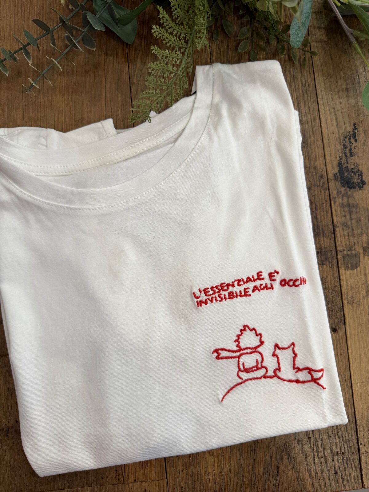 T-shirt L'ESSENZIALE É INVISIBILE AGLI OCCHI