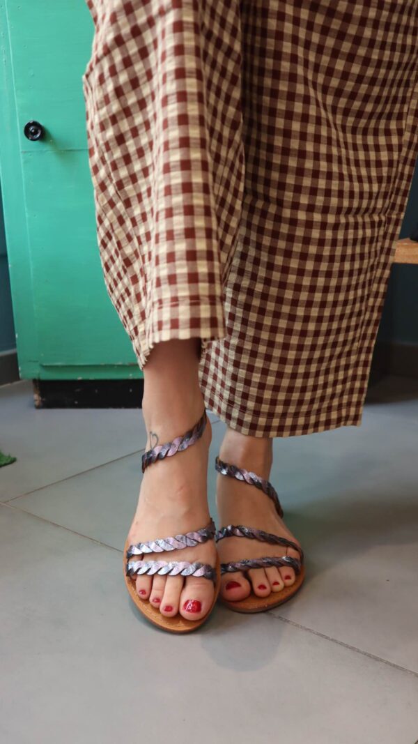 Sandali KORIN
