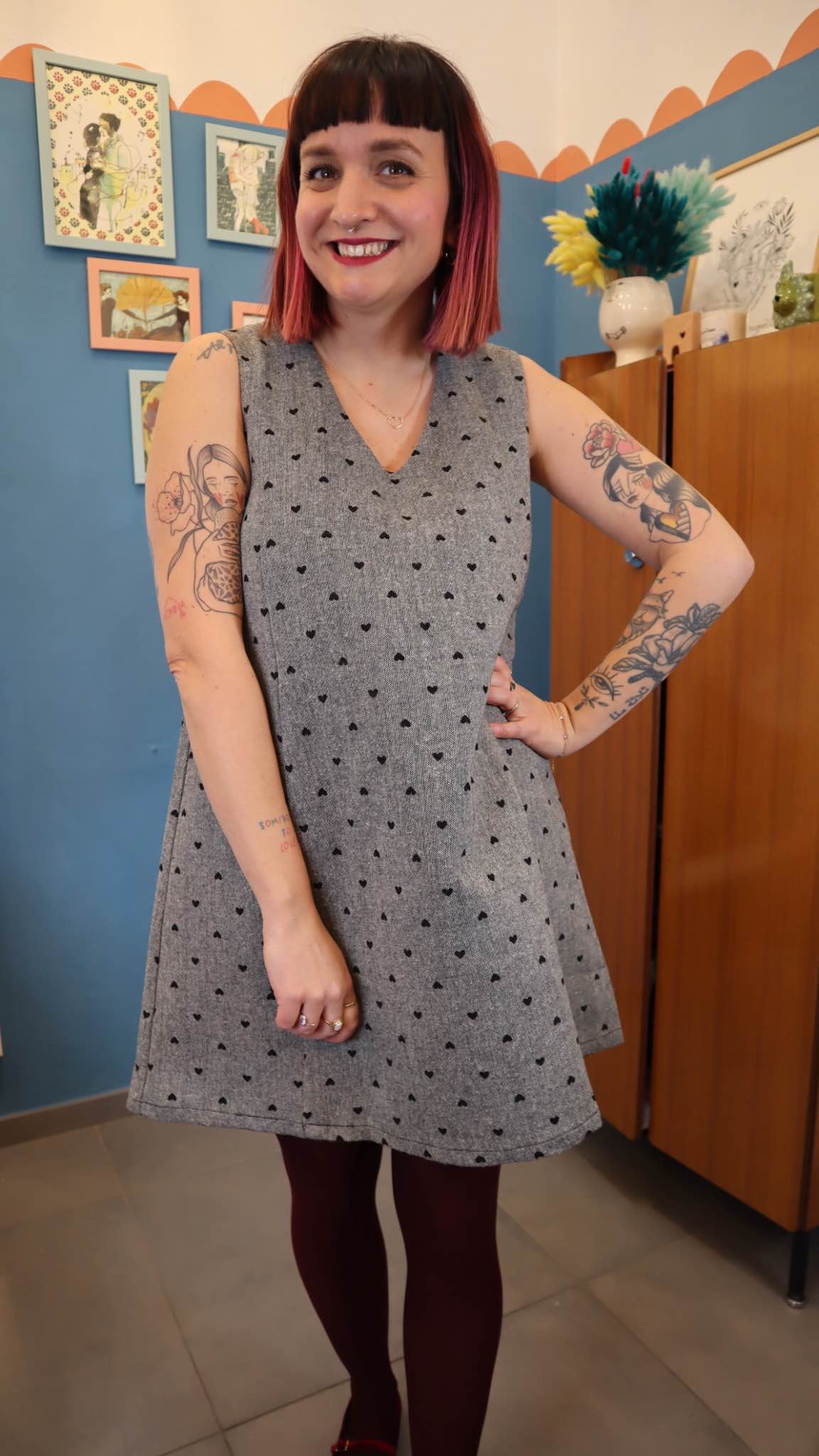 Vestito scamiciato CUORI - immagine 4